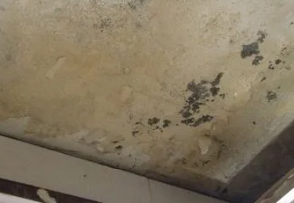 冷水江阳台漏水维修公司分享下冷水江卫生间渗水维修需要注意哪些问题。